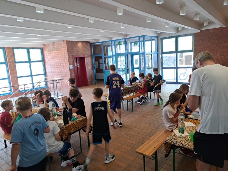 Camp5-Mittagessen (c) DJK Köln-Nord/ug